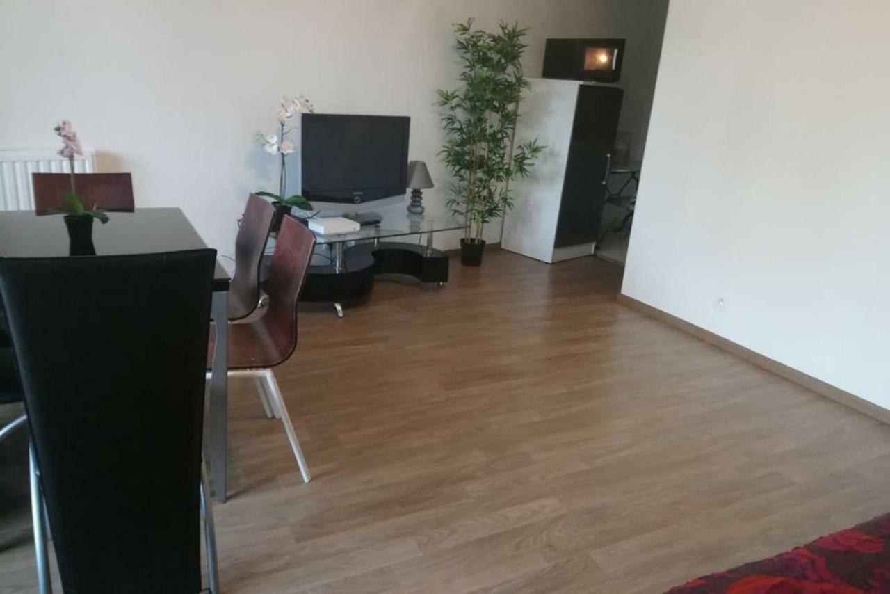 Boissy Gare Rer A Appartement 1 A 3 Chambres Au Choix Esterno foto